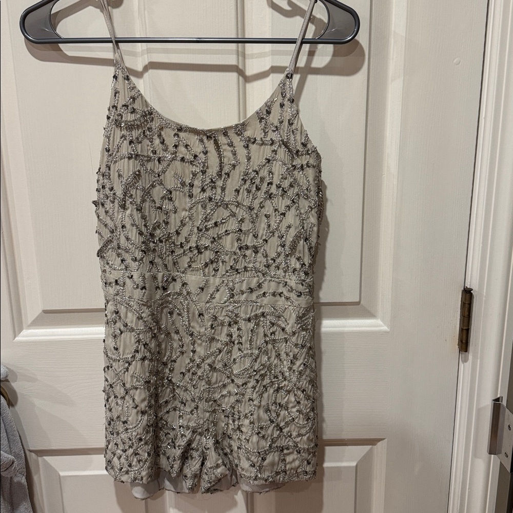MINI SEQUENCED JUMPER GORGEOUS WITH TAGS HAUTE HIPPE